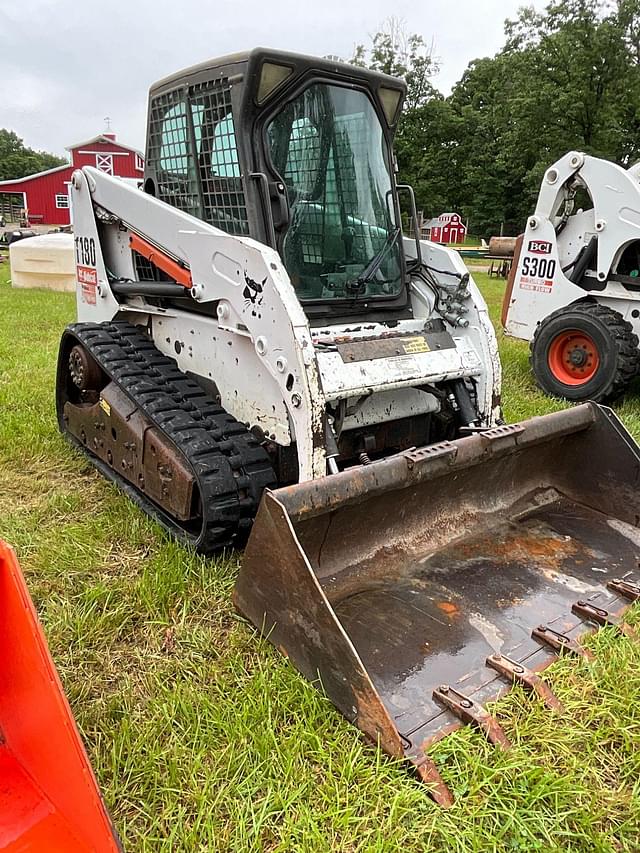 Image of Bobcat T180 equipment image 1