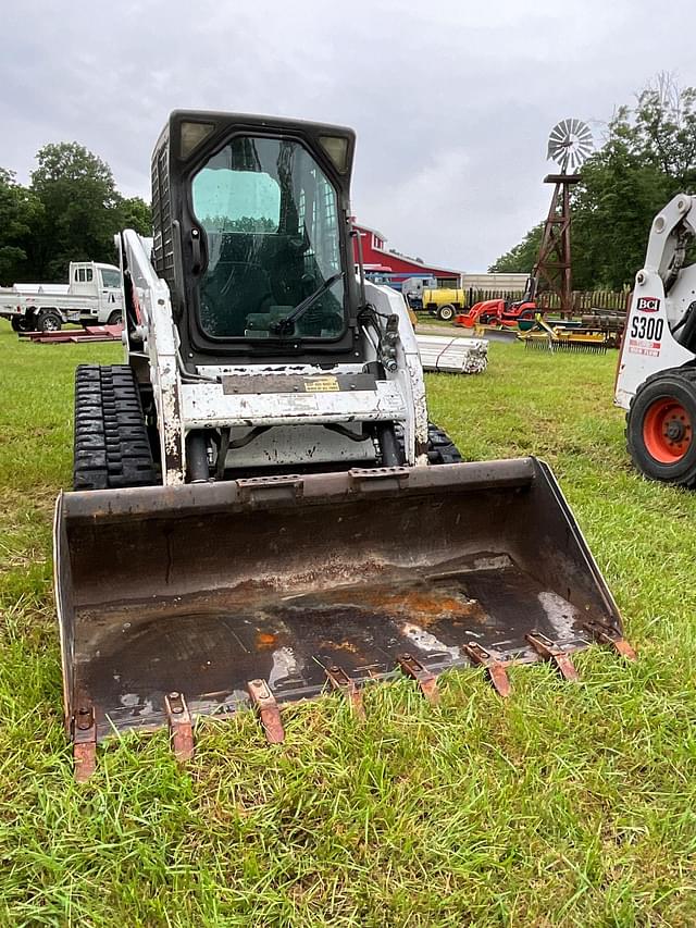 Image of Bobcat T180 equipment image 2