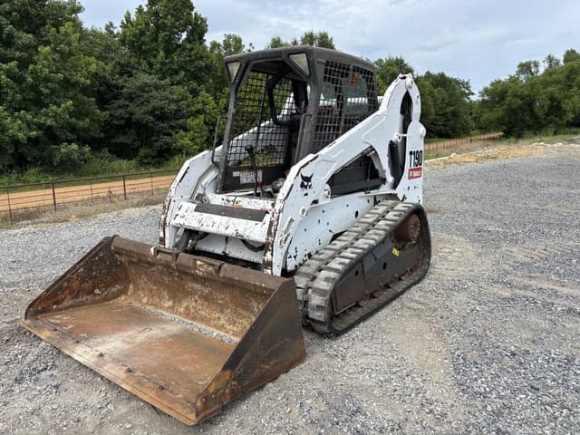 Image of Bobcat T190 equipment image 3