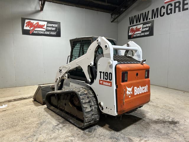 Image of Bobcat T190 equipment image 1