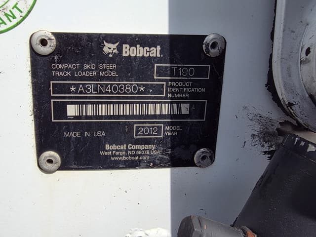 Image of Bobcat T190 equipment image 3