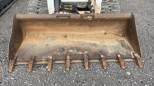 Image of Bobcat T630 equipment image 3