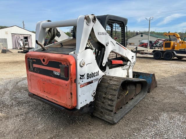 Image of Bobcat T650 equipment image 3