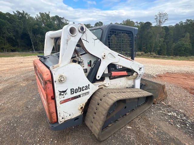 Image of Bobcat T650 equipment image 2