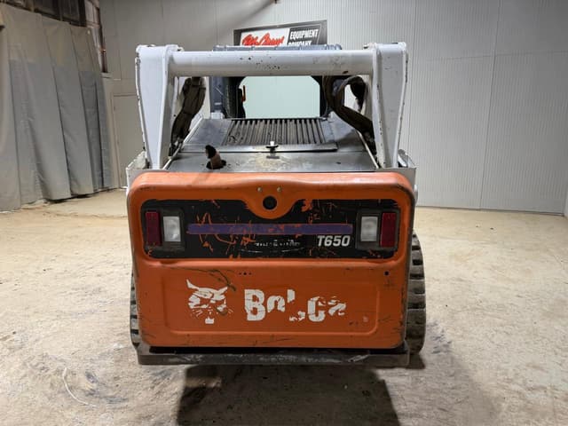Image of Bobcat T650 equipment image 3