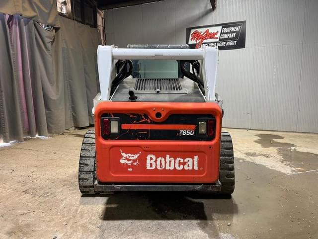 Image of Bobcat T650 equipment image 4