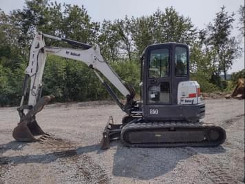 Main image Bobcat E50
