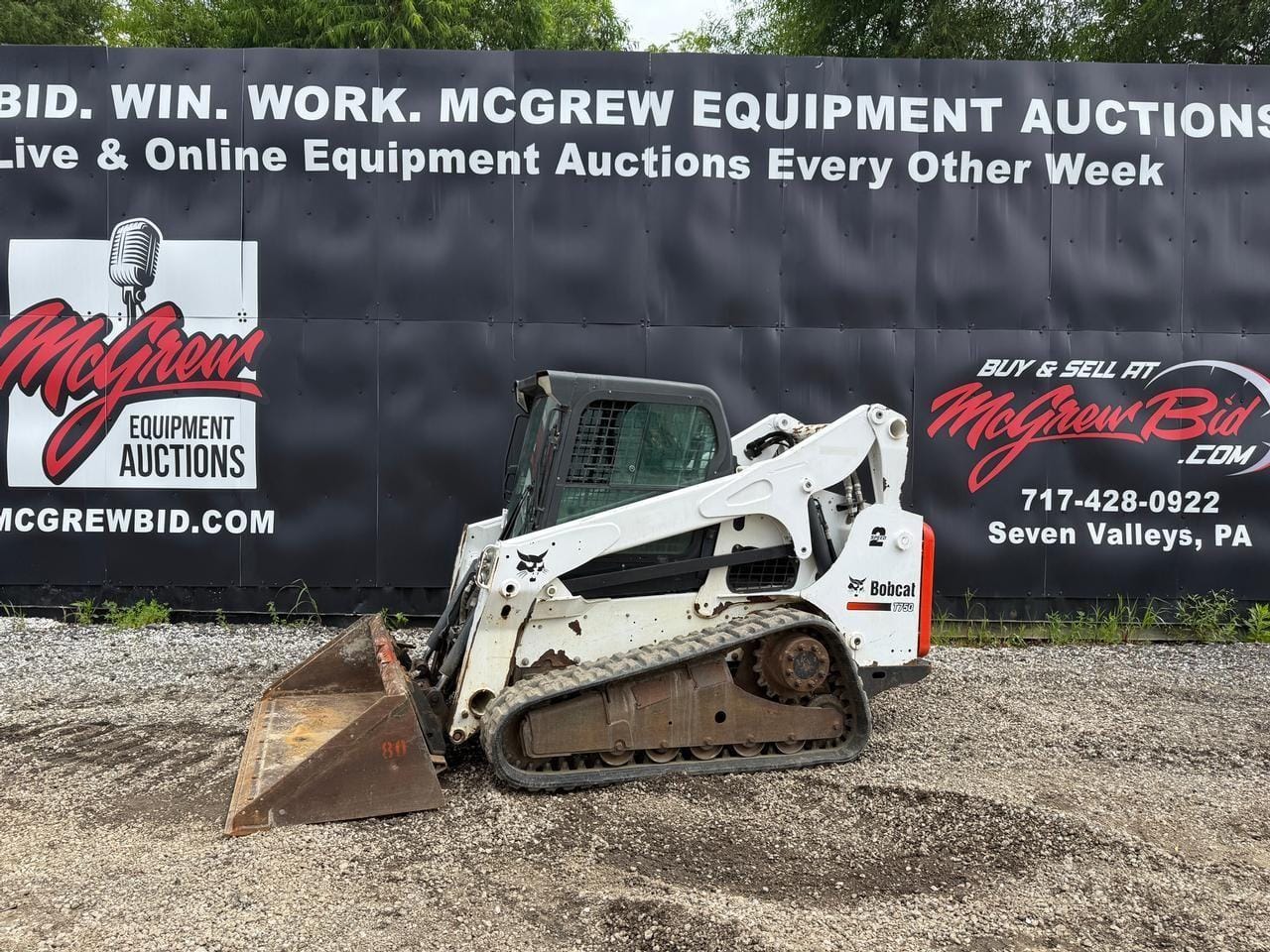 2012 Bobcat T750 Equipment Image0