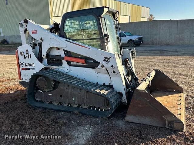 Image of Bobcat T750 equipment image 3