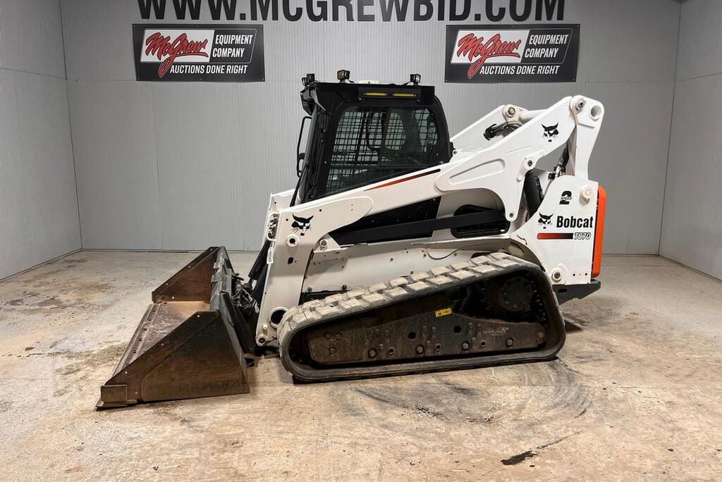 Main image Bobcat T870