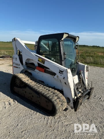 Image of Bobcat T870 equipment image 1