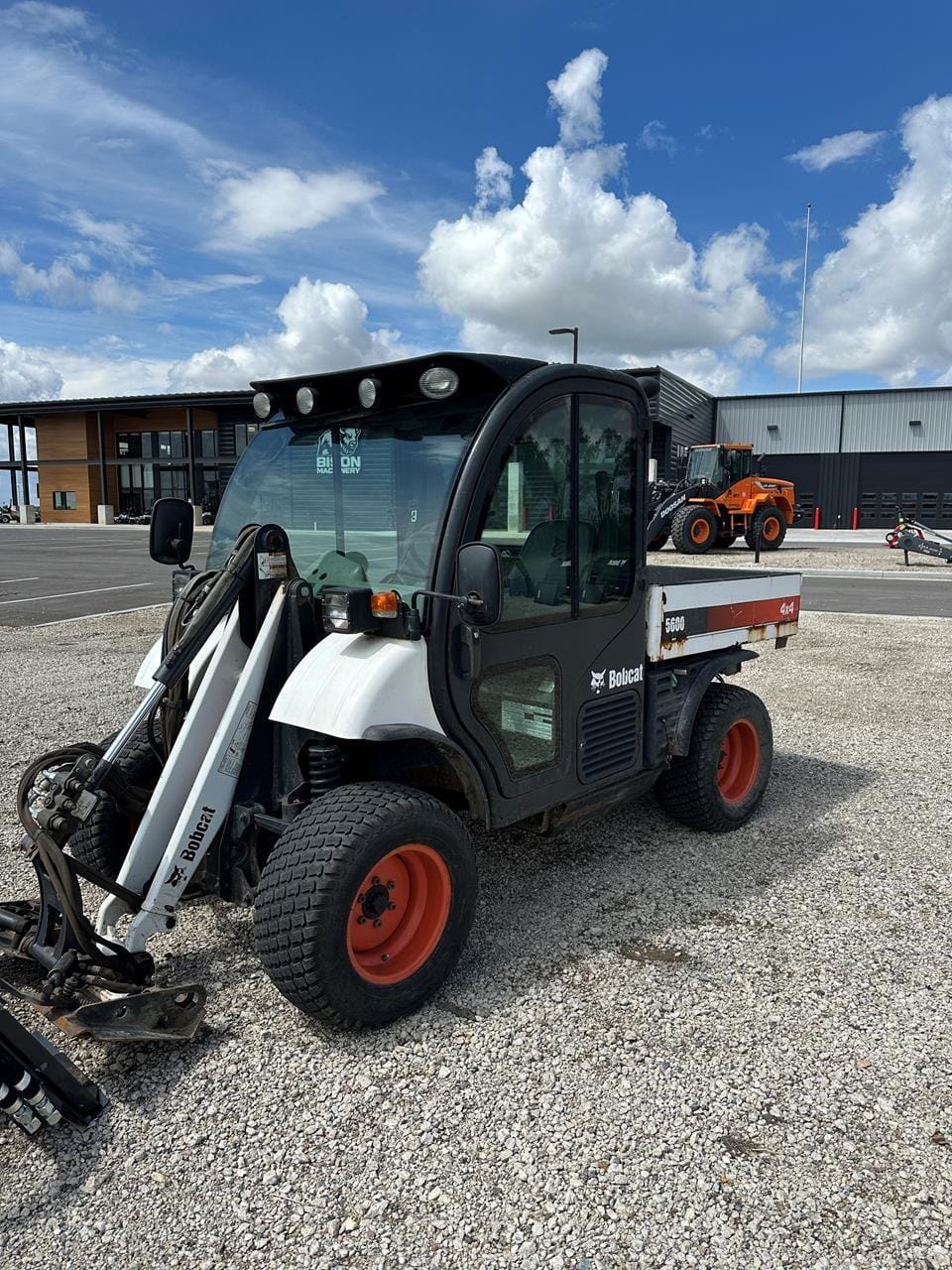 2012 Bobcat Toolcat 5600 Equipment Image0
