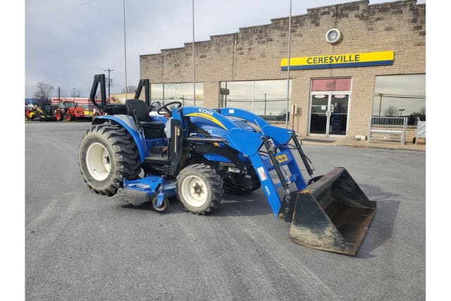 Image of New Holland Boomer 35 equipment image 3