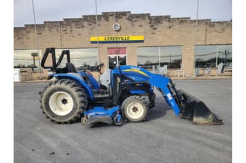 Main image New Holland Boomer 35
