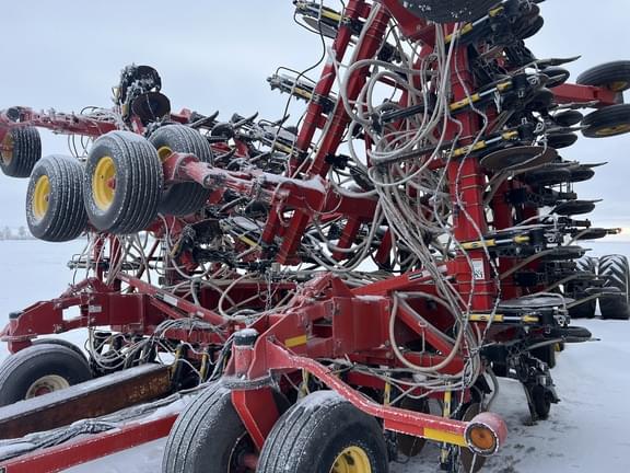 Image of Bourgault 3320 Image 0