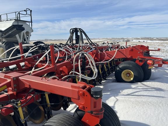 Image of Bourgault 3710 equipment image 4