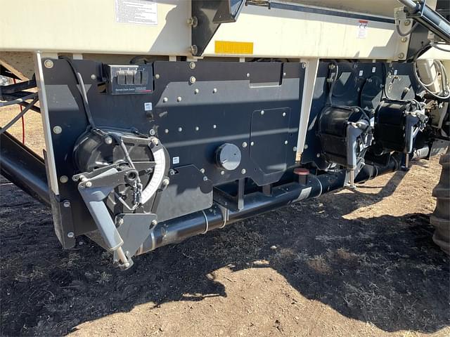 Image of Bourgault 6450 equipment image 4