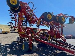 Image of Bourgault 5810 Primary image