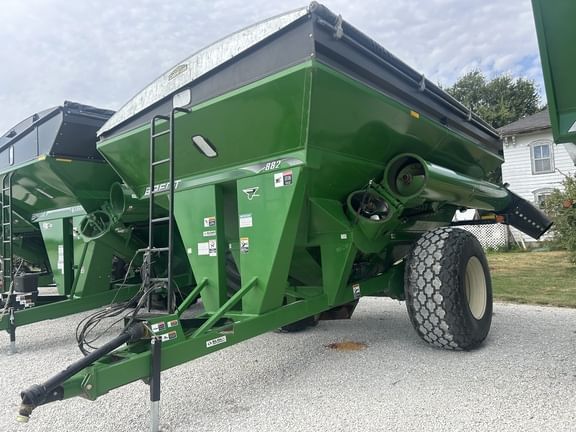 2012 Brent 882 Equipment Image0