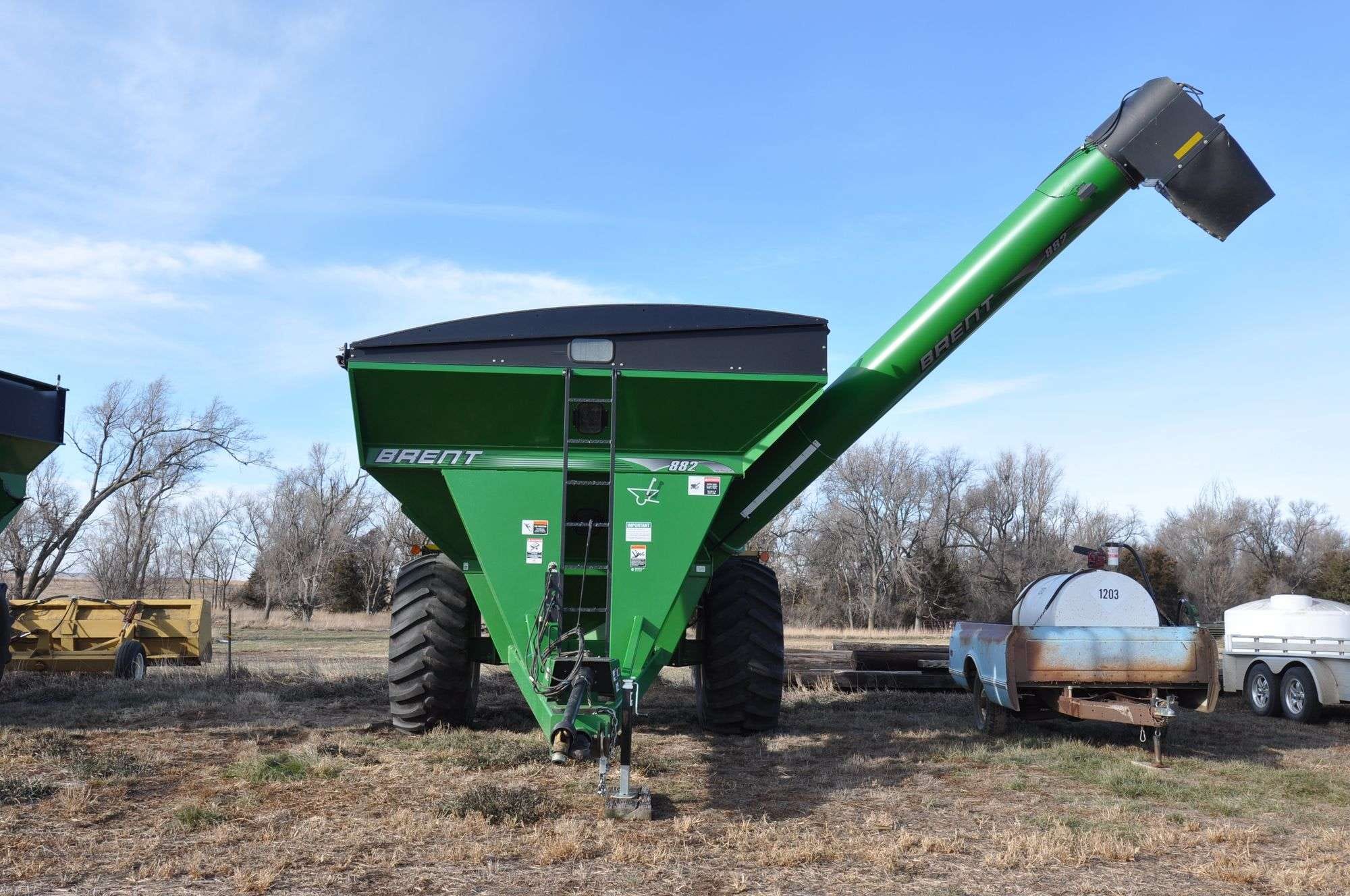 2012 Brent 882 Equipment Image0