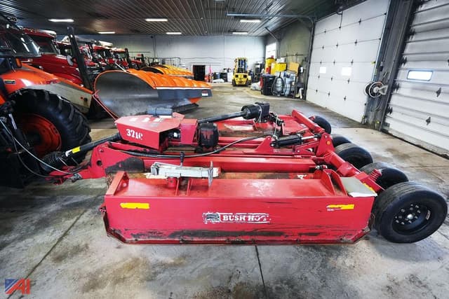 Image of Bush Hog 3710 equipment image 2