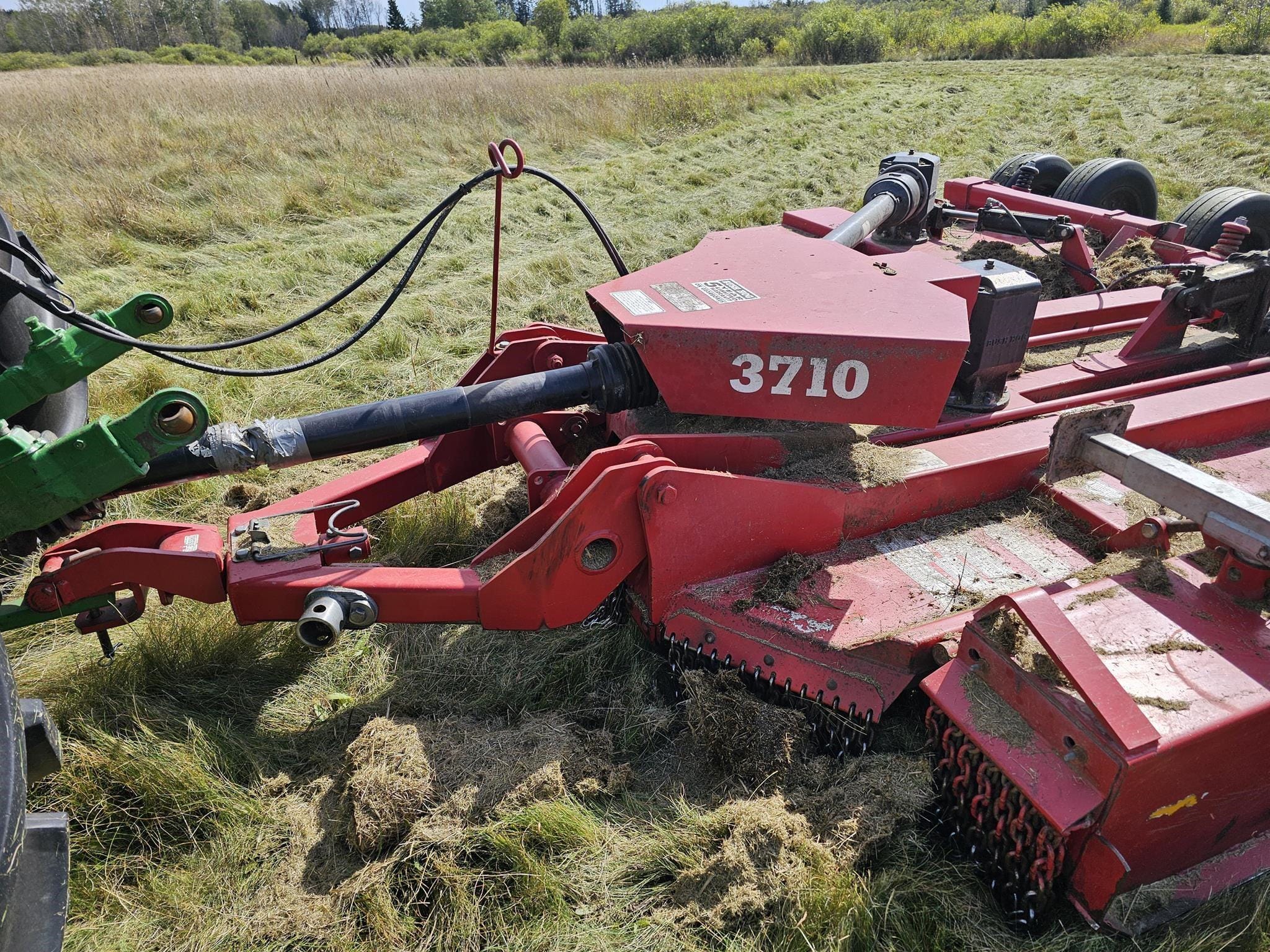 2012 Bush Hog 3710 Equipment Image0