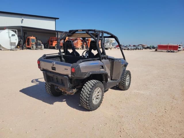 Image of Can-Am Commander equipment image 4