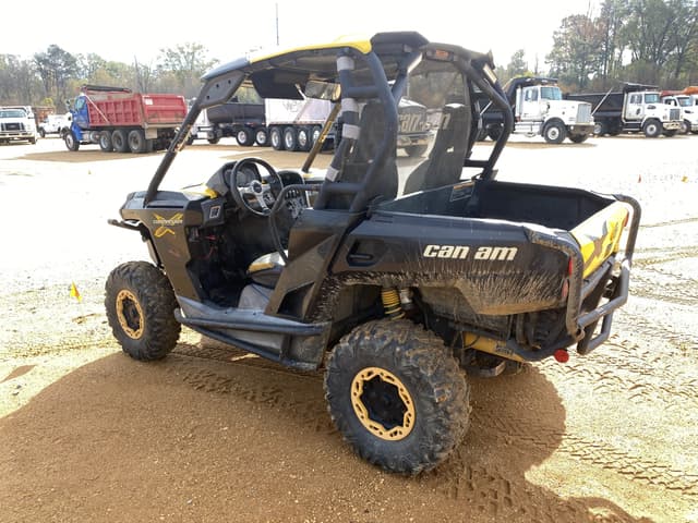 Image of Can-Am Commander equipment image 1