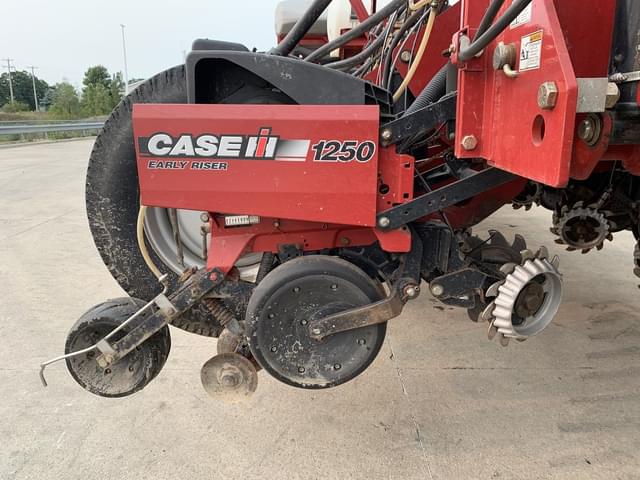 Image of Case IH 1250 equipment image 4