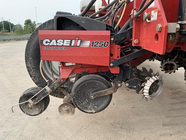 Image of Case IH 1250 equipment image 4