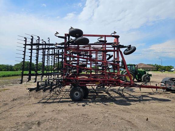Image of Case IH Tigermate 200 equipment image 4