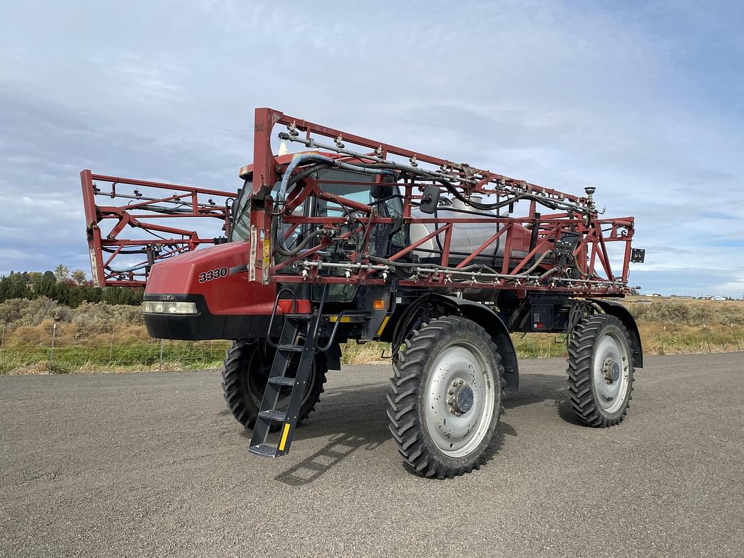 Image of Case IH 3330 Patriot Primary image