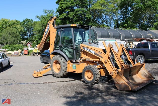 Image of Case 580N equipment image 4