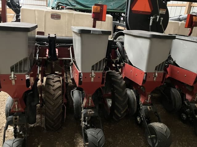 Image of Case IH 1220 equipment image 2