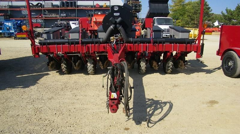 Image of Case IH 1220 Primary image