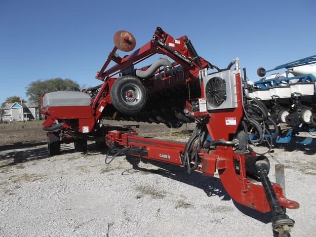 Image of Case IH 1240 equipment image 4