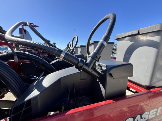 Image of Case IH 1240 equipment image 1