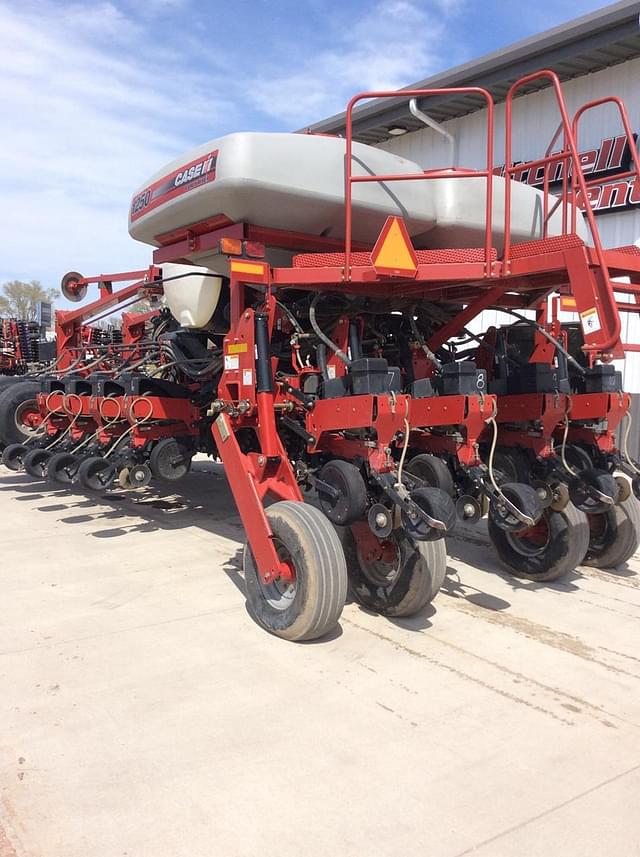 Image of Case IH 1250 equipment image 3