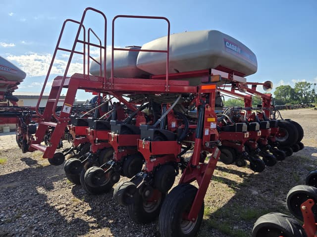 Image of Case IH 1250 equipment image 3