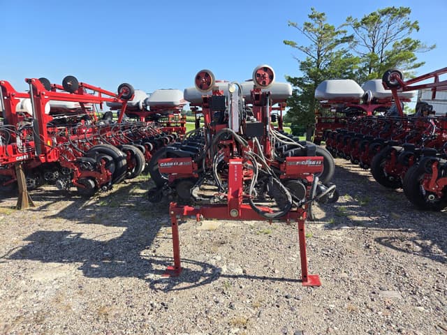 Image of Case IH 1250 equipment image 1