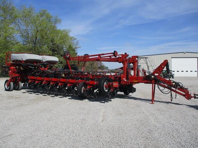 Image of Case IH 1250 equipment image 1