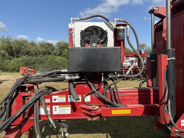Image of Case IH 1250 equipment image 2