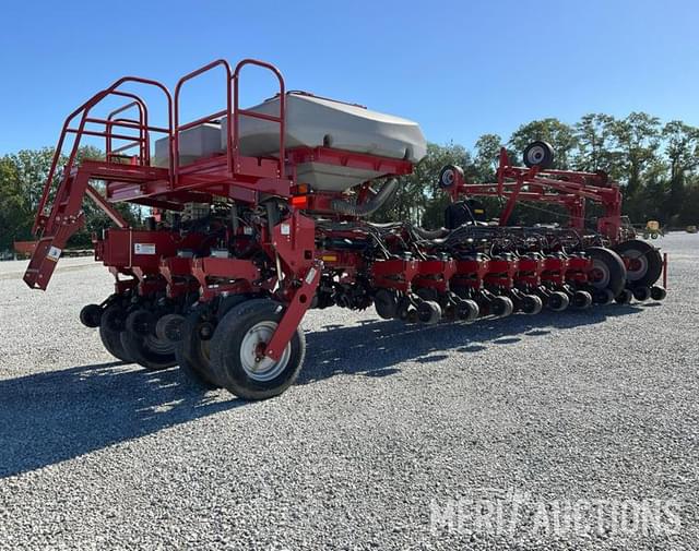 Image of Case IH 1250 equipment image 4