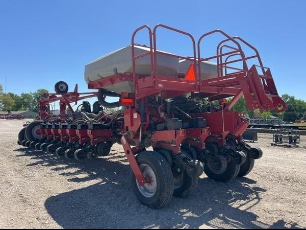 Image of Case IH 1250 equipment image 2