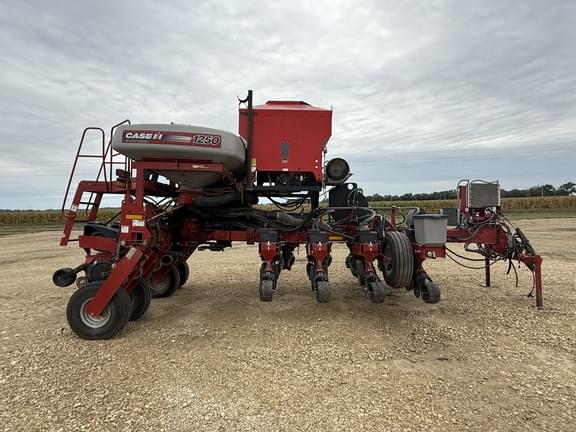 Image of Case IH 1250 equipment image 2