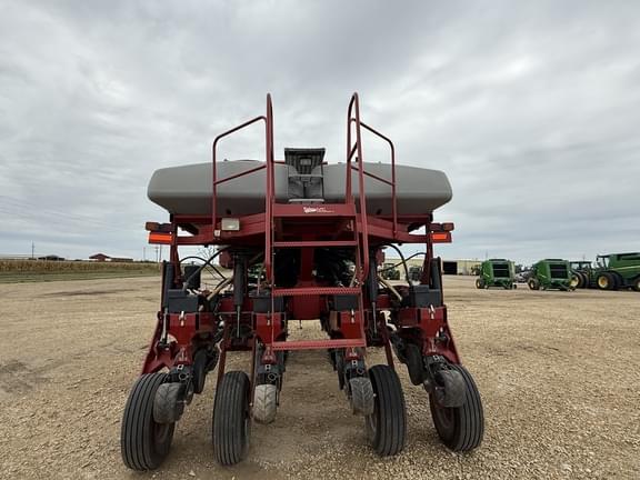 Image of Case IH 1250 equipment image 4