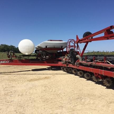 Image of Case IH 1250 equipment image 1