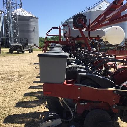 Image of Case IH 1250 equipment image 4