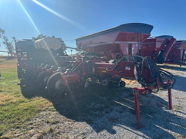 Image of Case IH 1250 equipment image 4