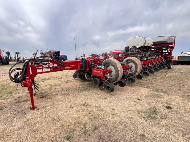 Image of Case IH 1250 equipment image 1